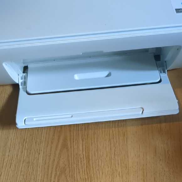 HP White Printer - Picture 3 of 3
